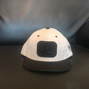 Aufeis Hockey Hat